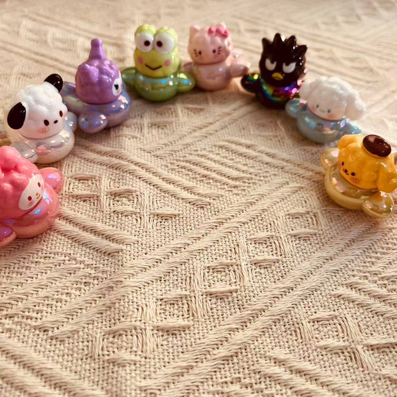 Sanrio character pair up